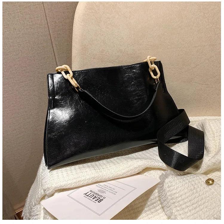 Women’s Soft Large Capacity Shoulder Bag