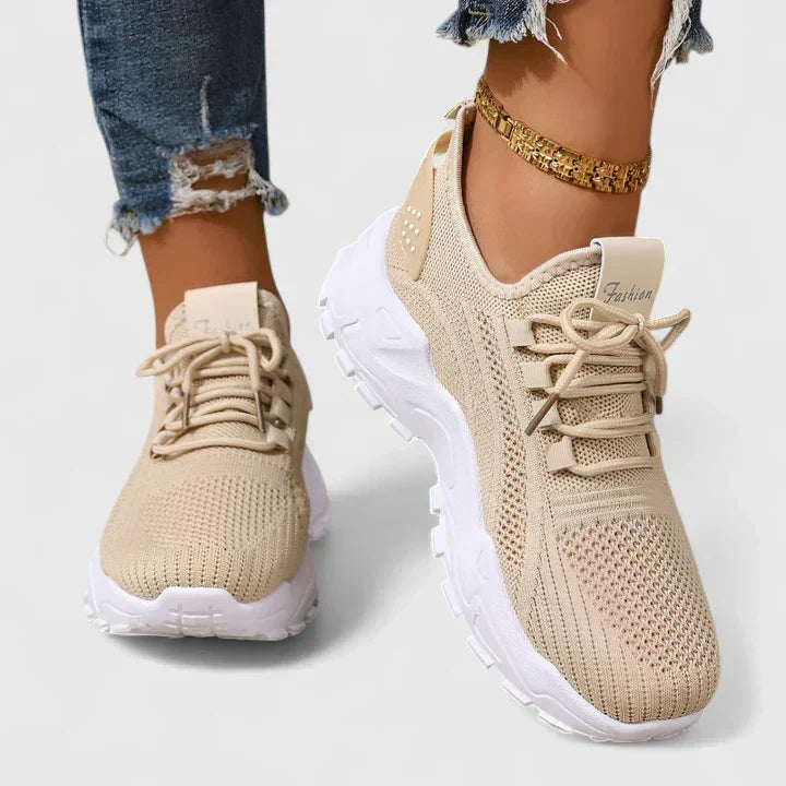Women’s Lightweight Cushioned Walking Sneakers
