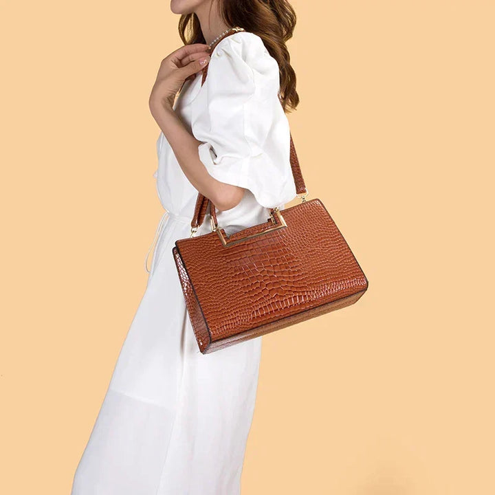 Women’s Elegant Matching Purse And Wallet Set